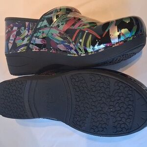 Dansko XP 2.0 Mulitcolor Mules